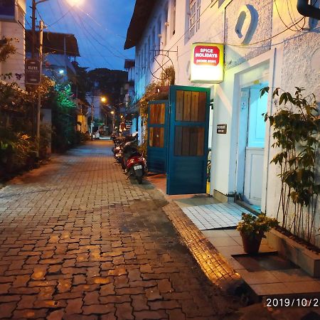 Kochi Spice Holidays酒店 外观 照片